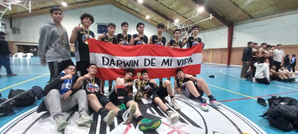 CAMPEONES DE BÁSQUETBOL TORNEO COLEGIO ALEMÁN