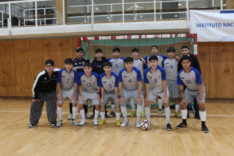 ¡CAMPEONES! NUESTROS ESTUDIANTES DE ENSEÑANZA MEDIA SE CORONAN EN FUTSAL VARONES