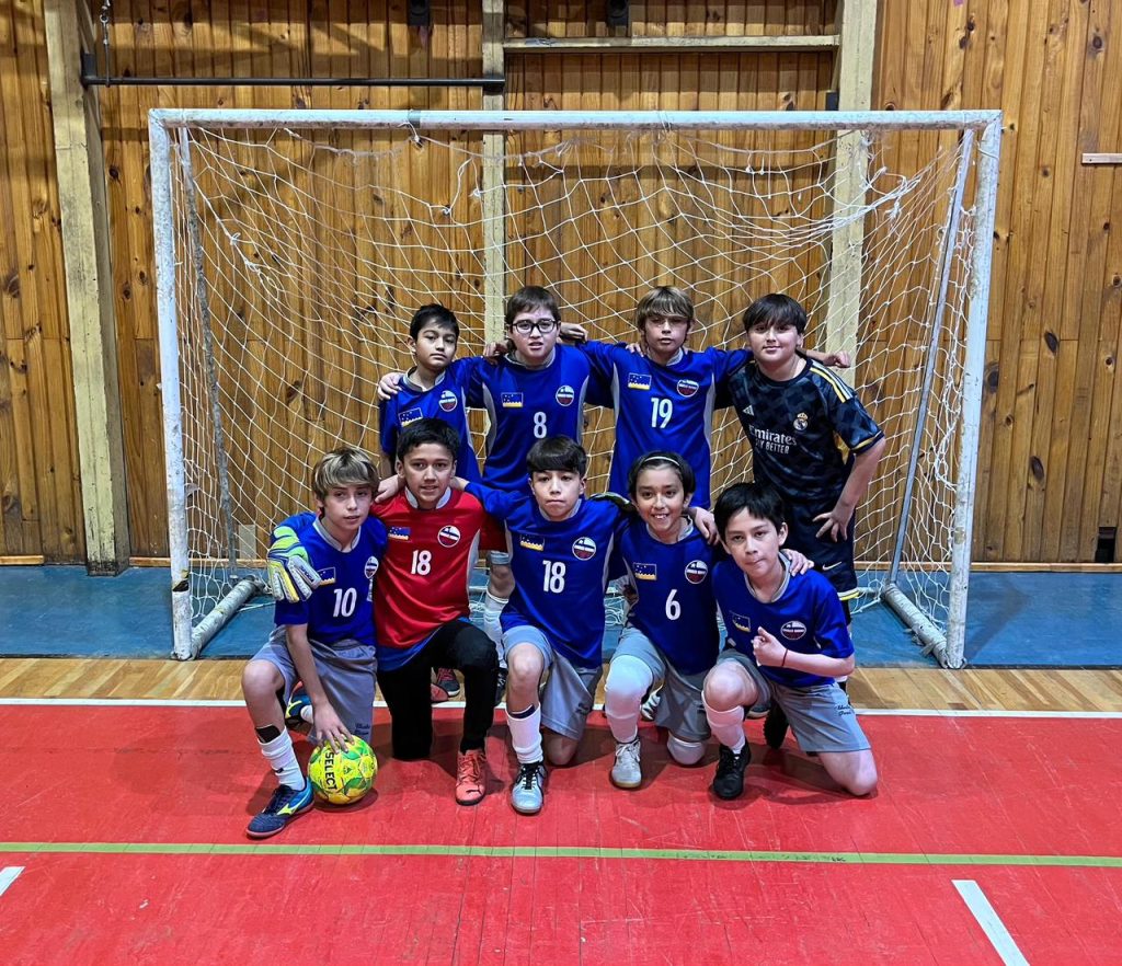 ¡FELICITACIONES A NUESTRO FUTSAL ESCOLAR SUB 12! PARTICIPACIÓN, ESFUERZO Y APRENDIZAJE EN CADA PARTIDO