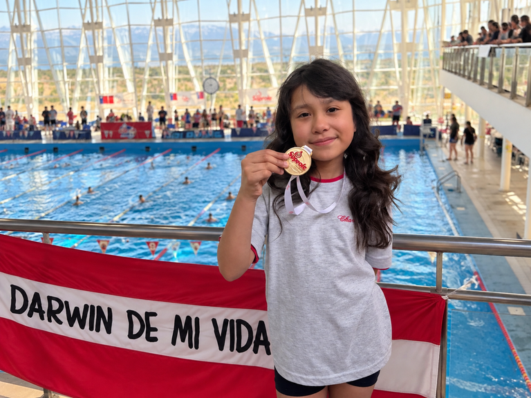 NUESTRA CAMPEONA OBTIENE EL PRIMER LUGAR EN LOS 50 METROS LIBRE DE LA COPA SOPROLE DE NATACIÓN